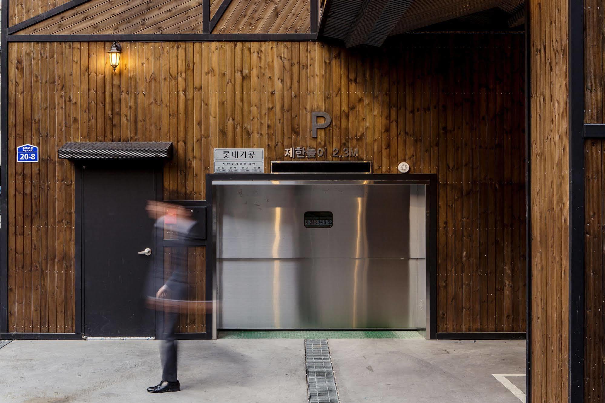 D7 Suites Seoul Exterior photo